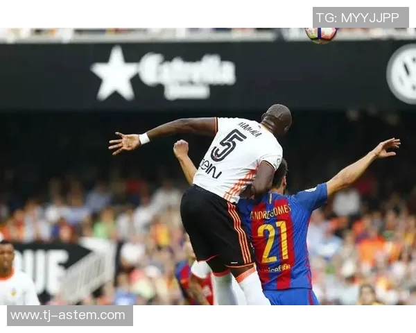 足球明星足迹遍布的俱乐部历史与成就探秘